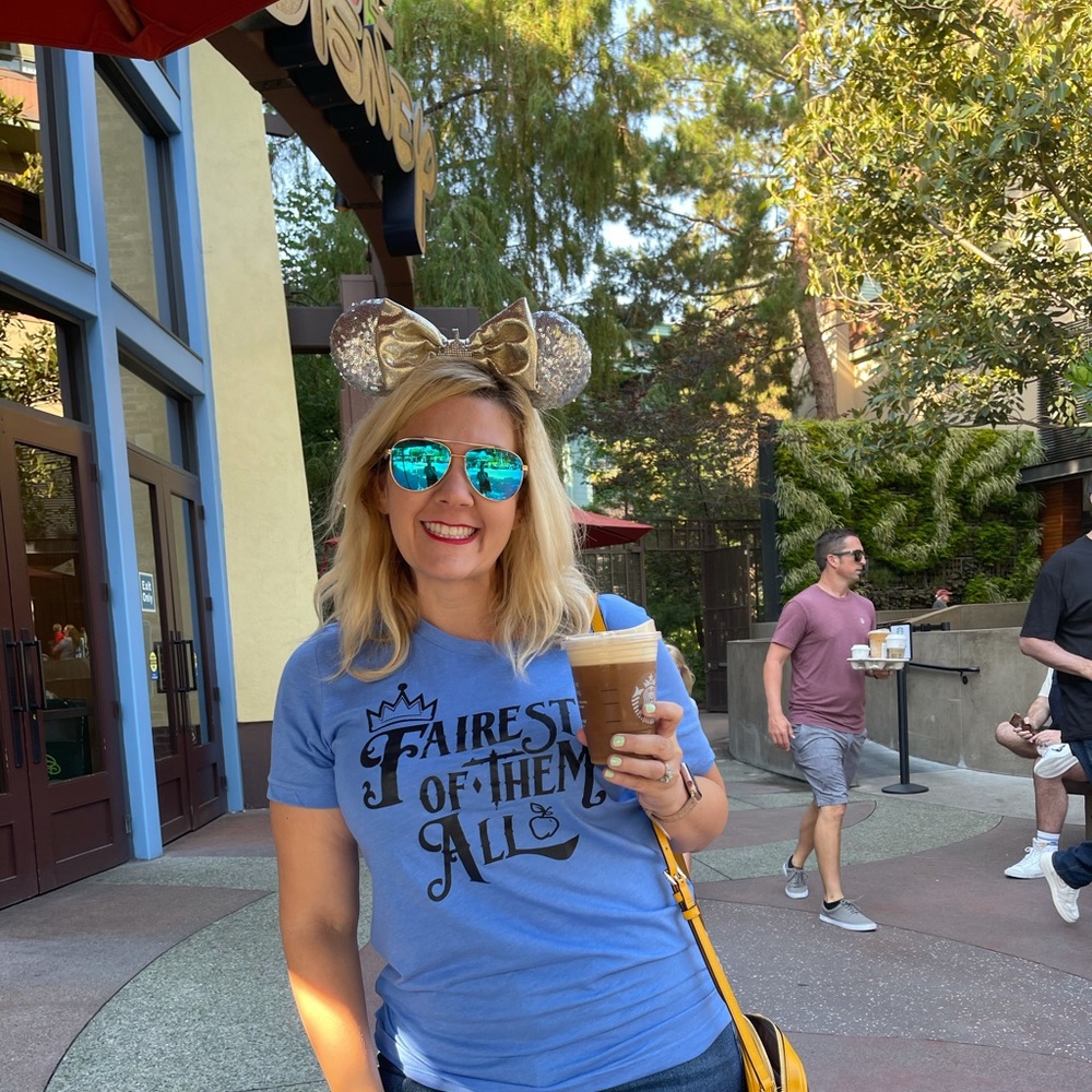 Meet your Posher, Renee